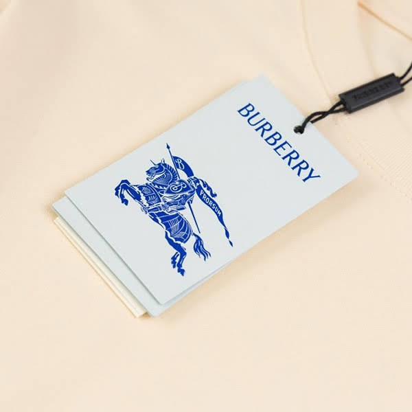 すぐ届 バーバリー ボクシー ナイト ハードウェア コットンTシャツ コピー Bas39098